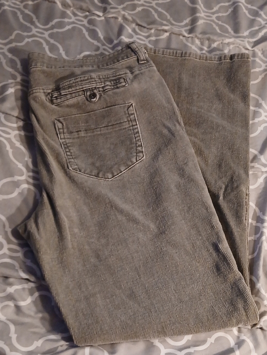 Ruff Hewn Denim - Ruff Hewn Women’s Grey Corduroy Jeans - Classic Back Pocket Style